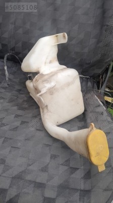Ford escort silecek su bidonu