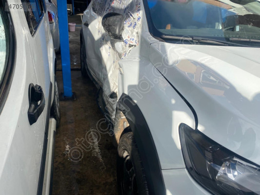 DACİA SANDERO SOL ÖN ÇAMURLUK