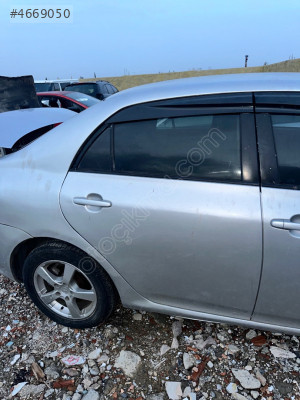 2008 TOYOTA COROLLA SAĞ ARKA KAPI