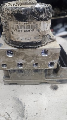2M51-2M110-EE  Ford Focus 1 Connect ABS beyni