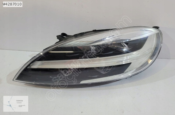 VOLVO V40 FAR SOL LED