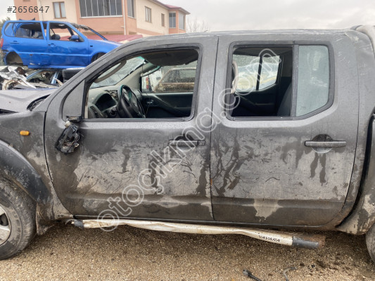 Sol ön kapı navara
