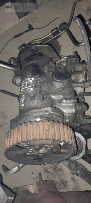 Peugeot Partner 1.9 mazot pompası