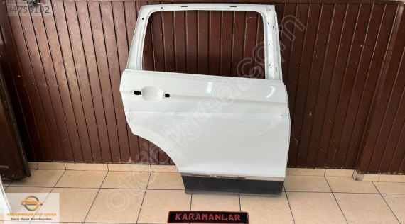 VOLKSWAGEN TİGUAN SAĞ ARKA KAPI ORJİNAL