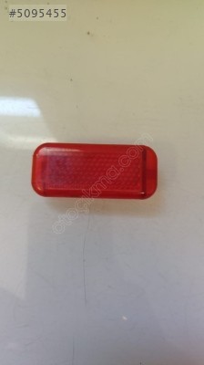8P0947412 audi a3 2010 kapı kartonu reflektörü