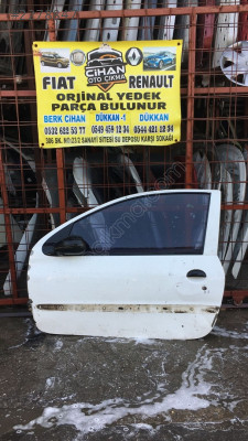 PEUGEOUT 206 VAN SOL ÖN KAPI