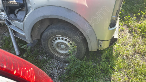 Ford cornect çamurluk dodiği