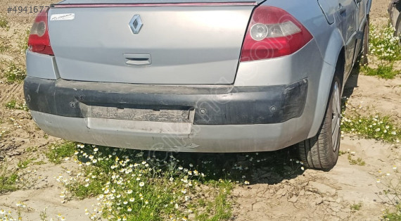 RENAULT MEGANE 2 ARKA TAMPON ÇIKMA