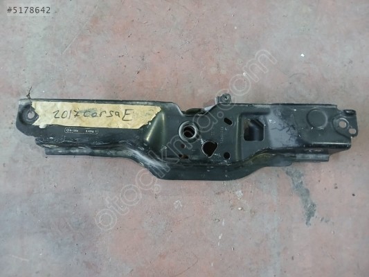 OTO CEMDEN ÇIKMA OPEL CORSA E ÖN PANEL ÜST PARÇA