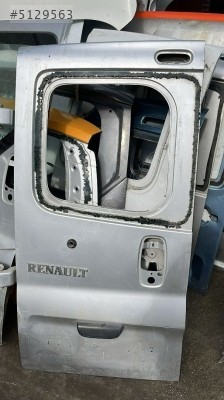 RENAULT TRAFİC SOL ARKA BAGAJ KAPAĞI