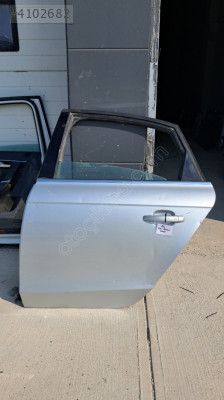 ARKA KAPI - SOL - AUDI A4 13 -19 - ( 8K5833051 )