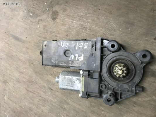 Renault Fluance Sol Ön Cam Motoru