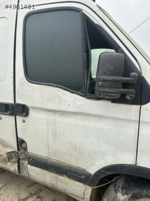 RENAULT MASTER SAĞ ÖN KAPI ÇIKMA