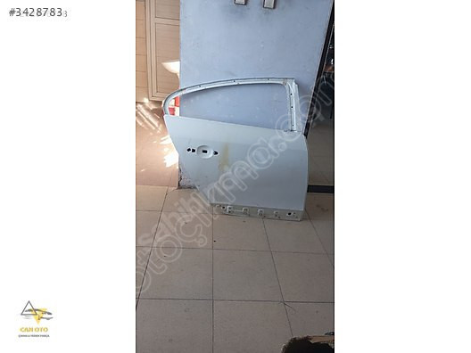 RENAULT FLUENCE SAĞ ARKA KAPI