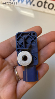 988304337R renault clio airbag darbe sensörü