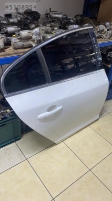 VOLVO S60 SAĞ ARKA KAPI