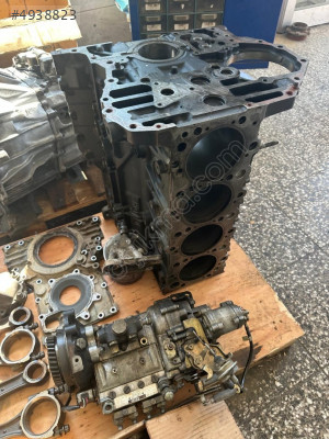 ISUZU NPR 71 MOTOR BLOKU