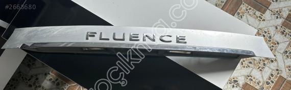 RENAULT FLUENCE BAGAJ ÇITASI