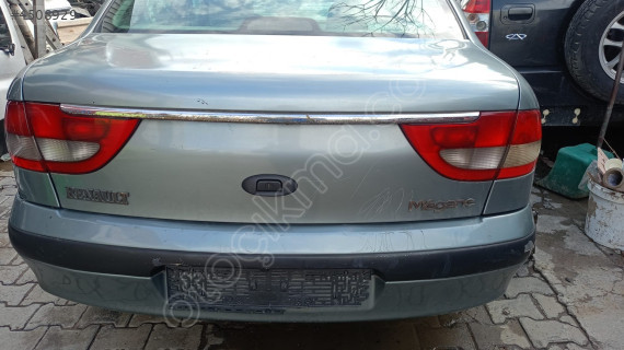 renault megane 1 bagaj kapağı dolu