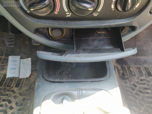 ÇIKMA RENAULT MEGANE 1 KÜLLÜK