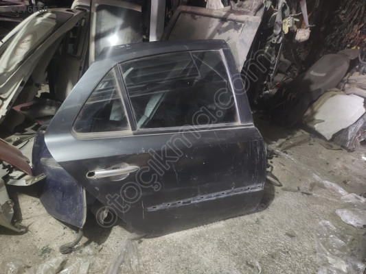 RENAULT LAGUNA ORJİNAL ÇIKMA SAĞ ARKA KAPI