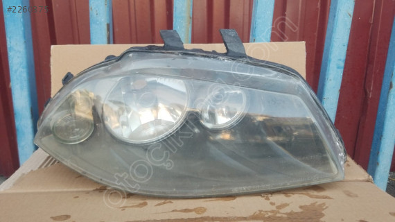 seat cordoba sağ far