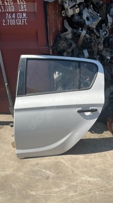 HYUNDAİ İ20 SOL ARKA KAPI