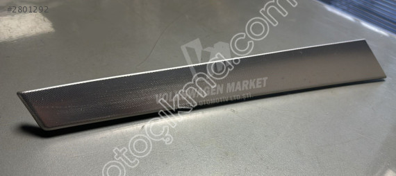AUDI A3 04-07 SOL ÖN KAPI ÇITASI 8P4867409D QQ5