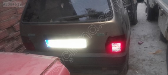Fiat Uno 70s arka bagaj kapağı