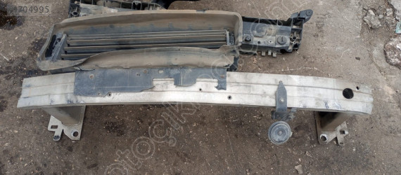 RENAULT CLİO 4 ÖN TAMPON DEMİRİ