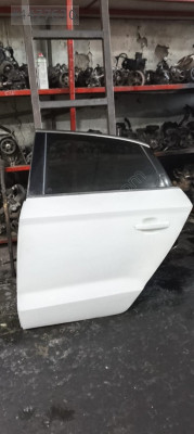 AUDİ A3 ARKA SOL KAPI