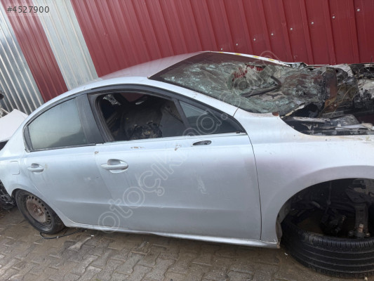 Peugeot 508 arka dingil