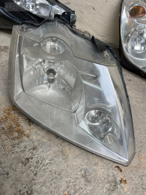 Renault Modus çıkma orjınal sağ far