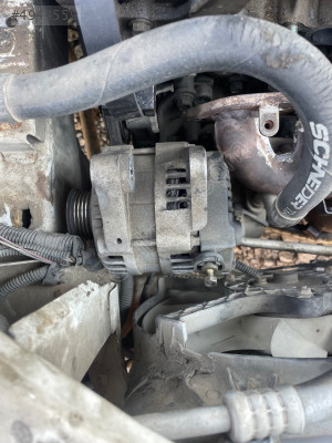 GEELY echo  şarj dınoması