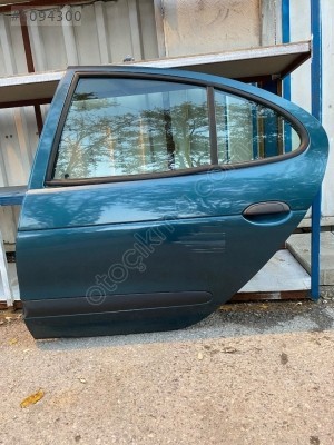 renault megane 1 orjınal sol arka kapı
