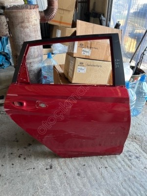 HYUNDAİ İ20 SAĞ ARKA KAPI ORİJİNAL ÇIKMA