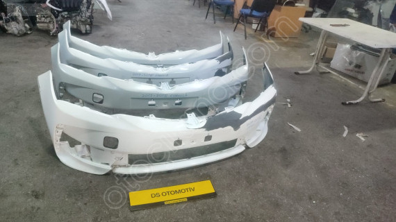 2017-2019 TOYOTA COROLLA ÖN TAMPON