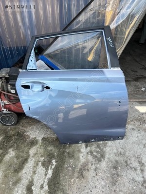 HYUNDAİ BAYON SAĞ ARKA KAPI ORİJİNAL ÇIKMA