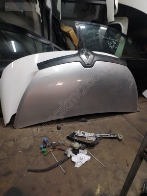 Renault trafic 3 ön kaput
