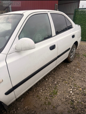 Hyundai accent Admira sol arka kapı