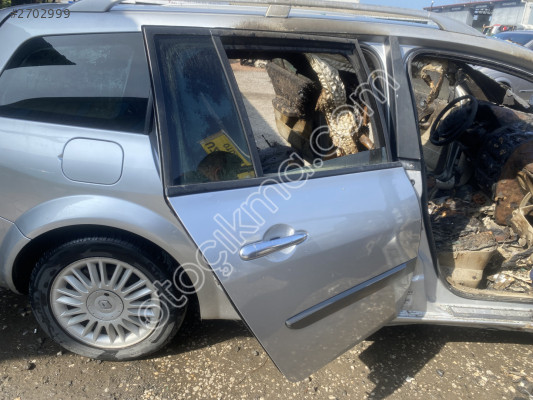 RENAULT MEGANE II SW SAĞ ARKA KAPI