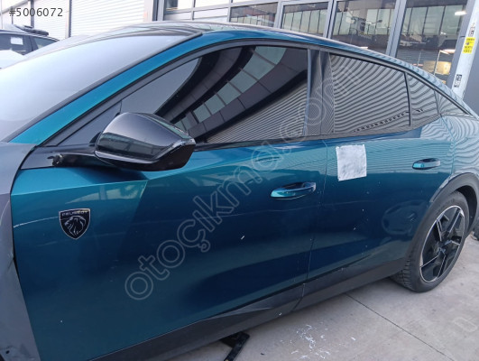 PEUGEOT 408 SAĞ SOL ARKA KAPI