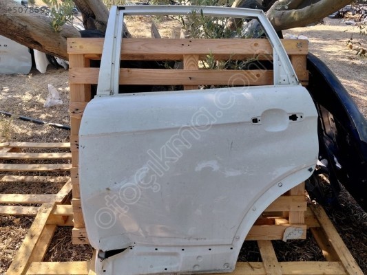 CHEVROLET CAPTİVA ÇIKMA SOL ARKA KAPI