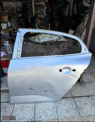 RENAULT MEGANE 4 SOL ARKA KAPI ORJİNAL EYUPCAN OTODA