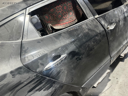 Hyundai ix35 Sağ arka kapı
