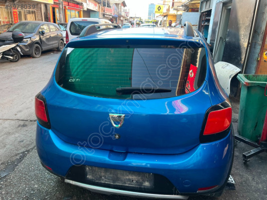 Dacia Stepway bagaj kapağı