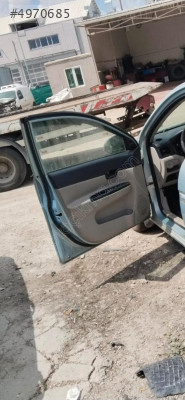 HYUNDAİ ACCENT SOL ÖN KAPI ÇIKMA