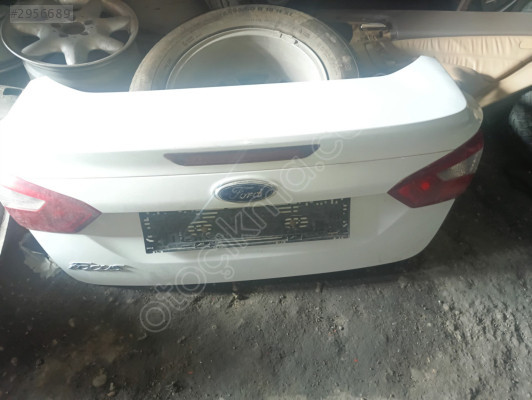 FORD FOCUS 3 BAGAJ ORİJİNAL ÇIKMA