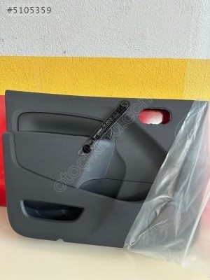 KANGOO SOL ÖN KAPI DÖŞEMESİ 809011311R