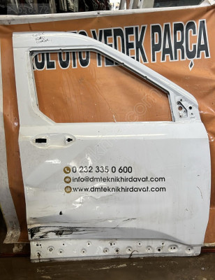 ford tourneo courier sağ ön kapı